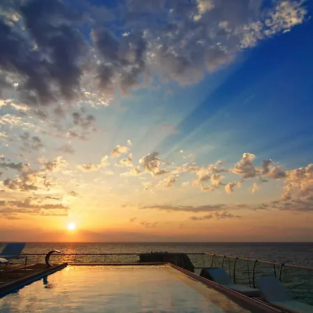 Belvedere Ξενοδοχείο 4*