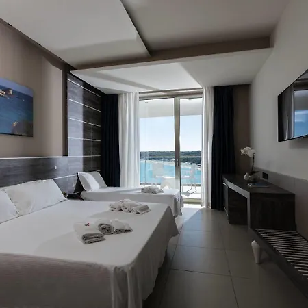 Belvedere Hotel 4*