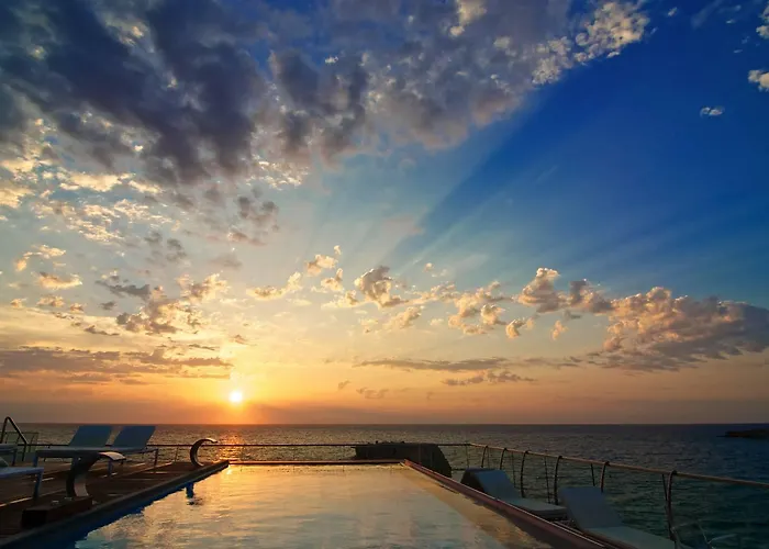 Belvedere Hotel 4*